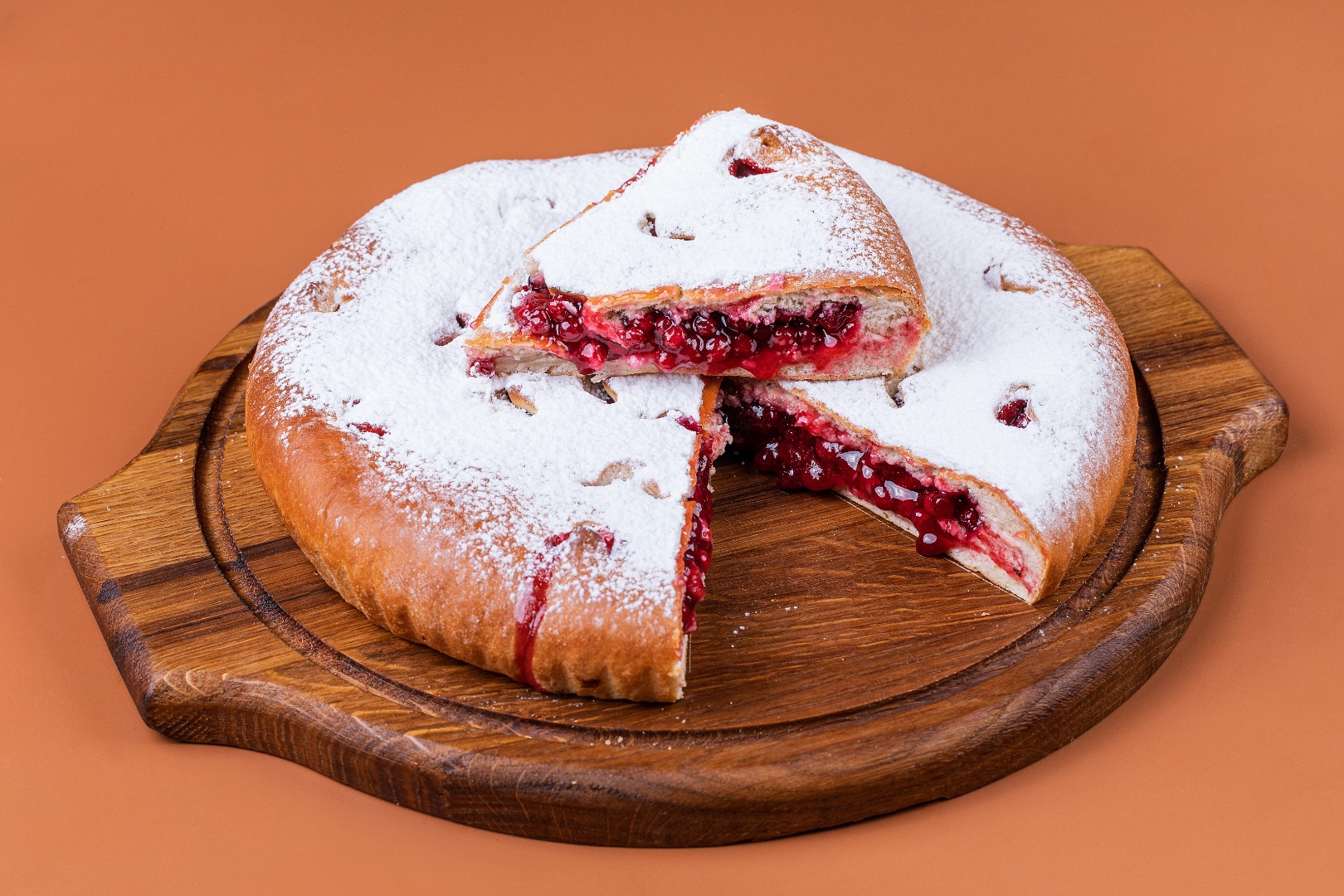 Пирог с брусникой Пирог с брусникой